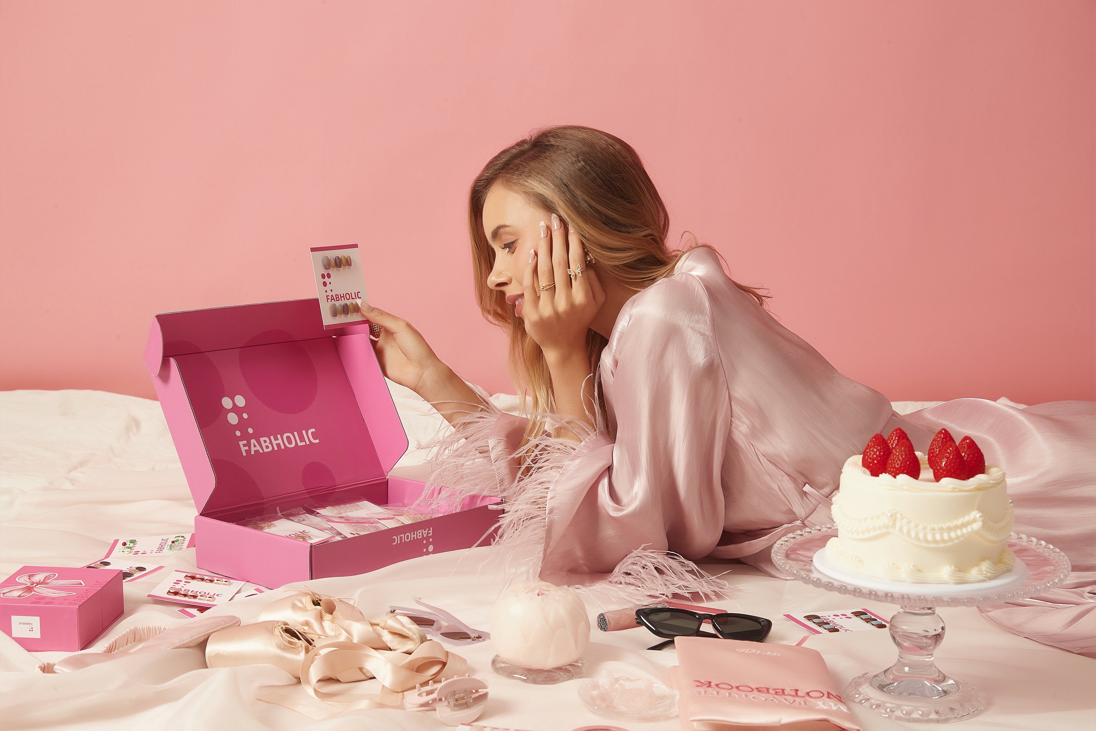 slider image slider_item_LK8CTY